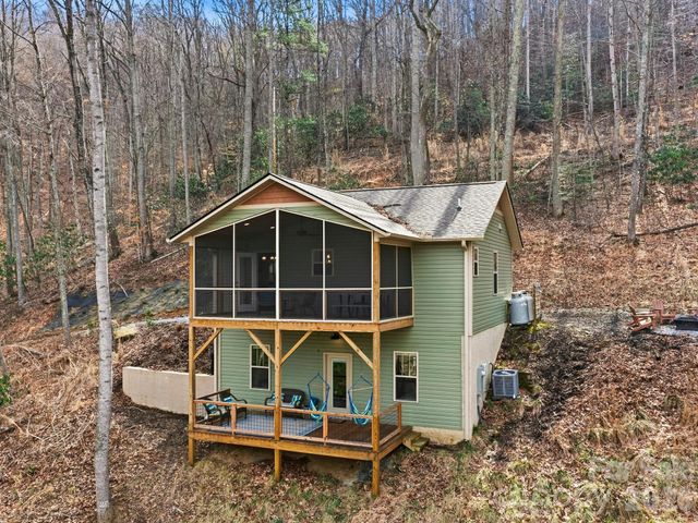 98 Harmony Hill Lane, Mars Hill, NC 28754