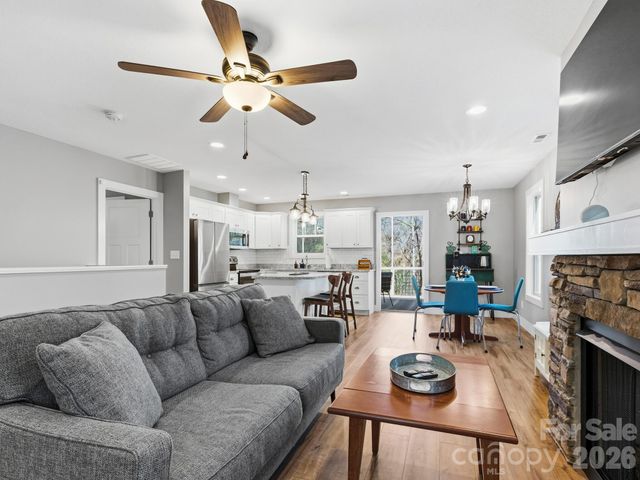 98 Harmony Hill Lane, Mars Hill, NC 28754