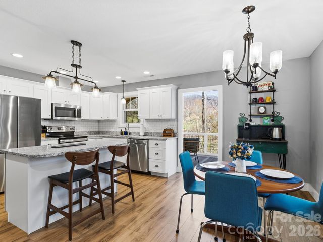 98 Harmony Hill Lane, Mars Hill, NC 28754