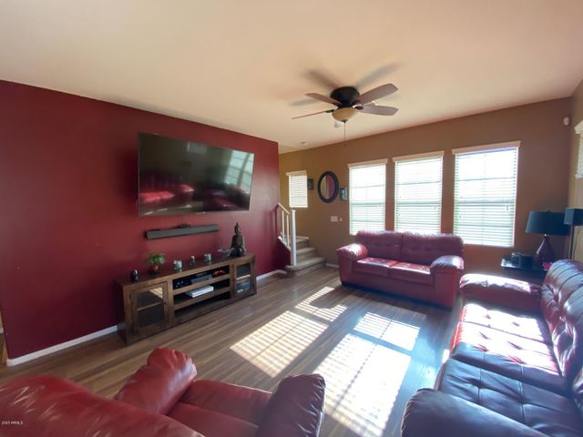 2004 N 78TH Avenue, Phoenix, AZ 85035