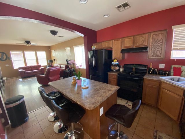 2004 N 78TH Avenue, Phoenix, AZ 85035