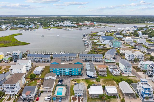 1404 Canal Drive 14, Carolina Beach, NC 28428