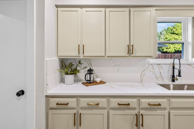 821 Sandpiper Drive, Denton, TX 76205