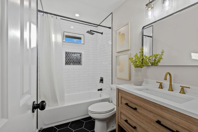 821 Sandpiper Drive, Denton, TX 76205