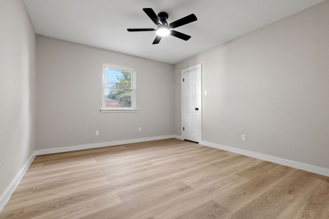 821 Sandpiper Drive, Denton, TX 76205