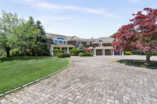 19 Jagger Lane, Westhampton, NY 11977