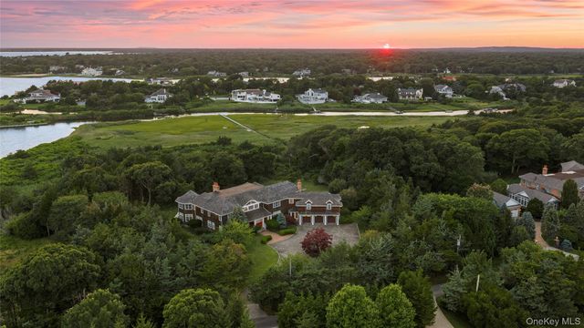 19 Jagger Lane, Westhampton, NY 11977