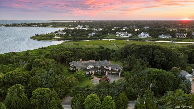 19 Jagger Lane, Westhampton, NY 11977