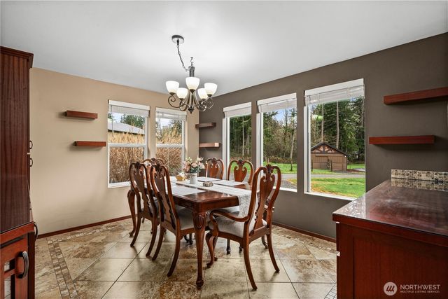 36421 80th Avenue E, Eatonville, WA 98328