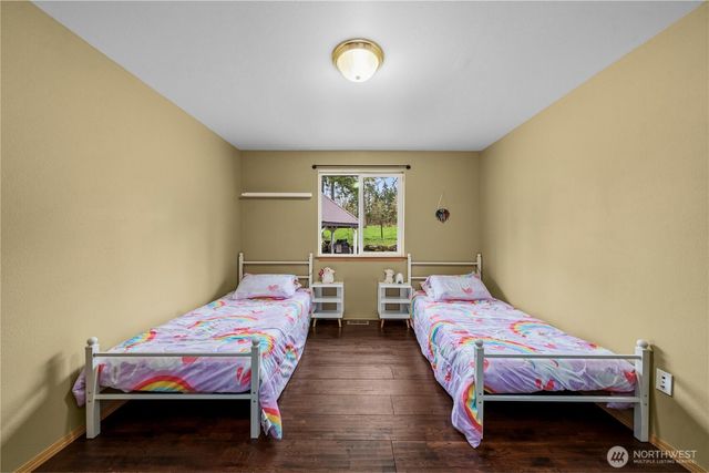 36421 80th Avenue E, Eatonville, WA 98328