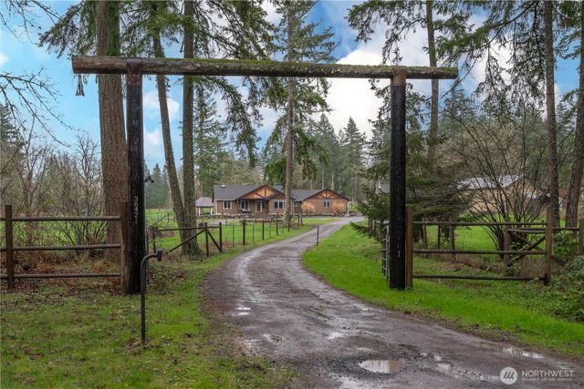 36421 80th Avenue E, Eatonville, WA 98328