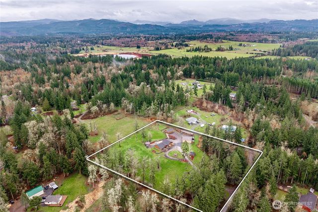 36421 80th Avenue E, Eatonville, WA 98328