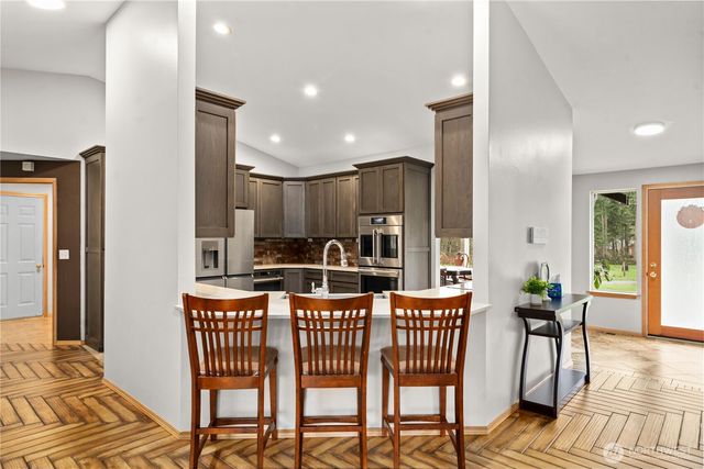 36421 80th Avenue E, Eatonville, WA 98328