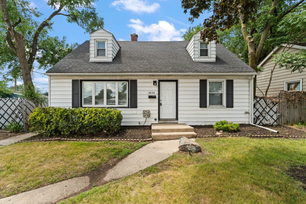 6836 Olcott Avenue, Hammond, IN 46323