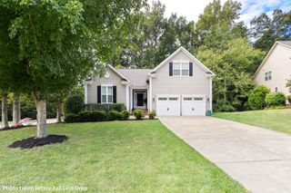 101 W Hatterleigh Avenue, Hillsborough, NC 27278