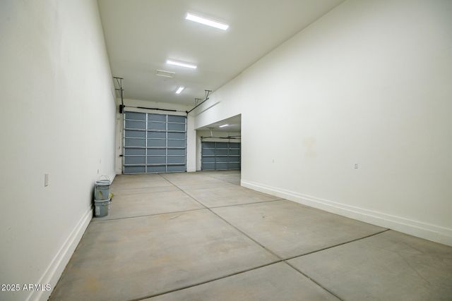 25113 W LOWDEN Road, Wittmann, AZ 85361