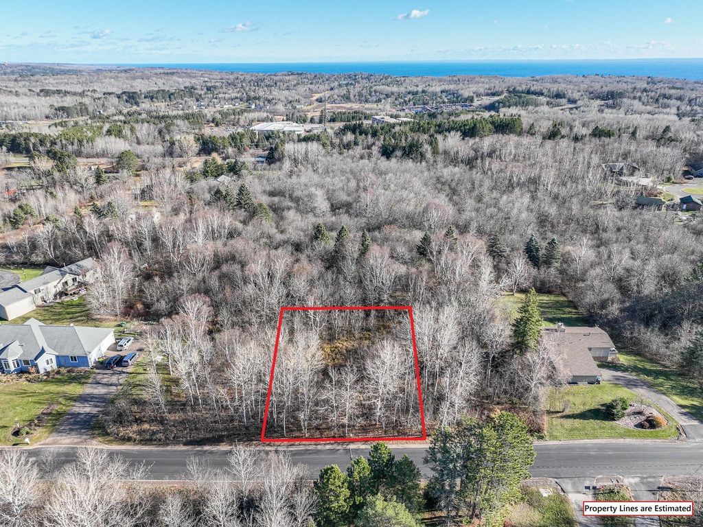 20xx Stanford Avenue, Duluth, MN 55811