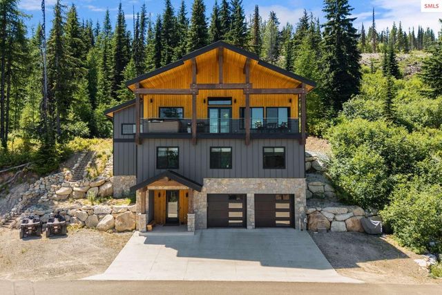 270 Blizzard Dr, Sandpoint, ID 83864