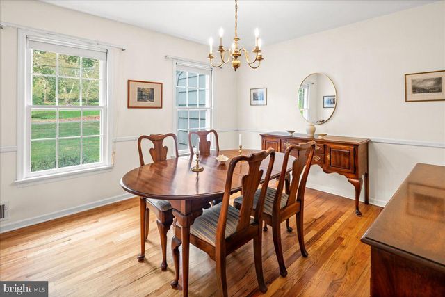 231 BERTRAND DR, Princeton, NJ 08540