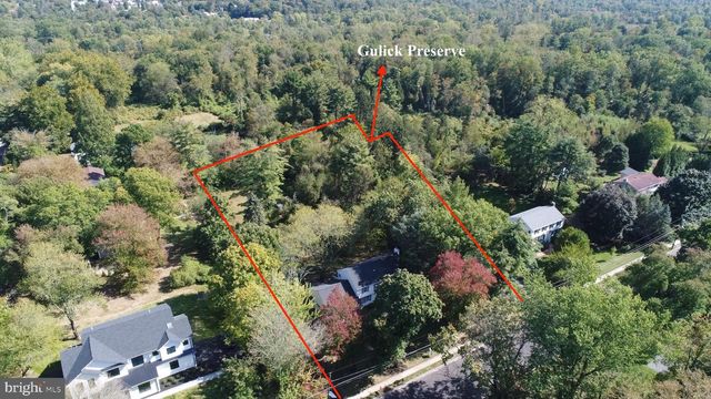 231 BERTRAND DR, Princeton, NJ 08540