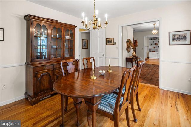 231 BERTRAND DR, Princeton, NJ 08540