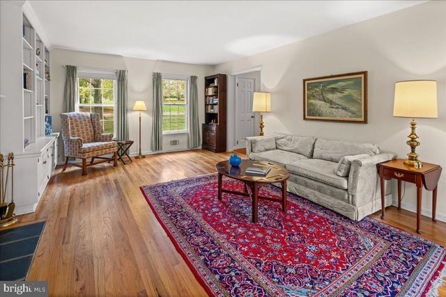 231 BERTRAND DR, Princeton, NJ 08540