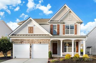 10885 River Oaks Drive NW, Concord, NC 28027