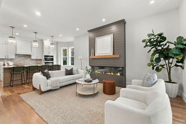 222 Putnam Ave, Cambridge, MA 02139