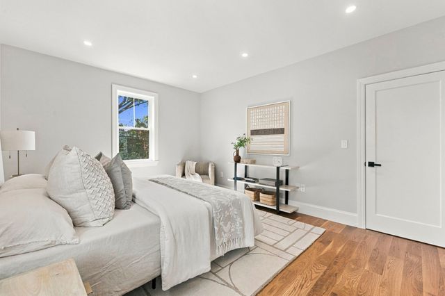 222 Putnam Ave, Cambridge, MA 02139