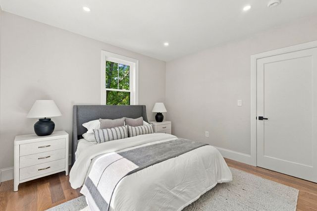 222 Putnam Ave, Cambridge, MA 02139