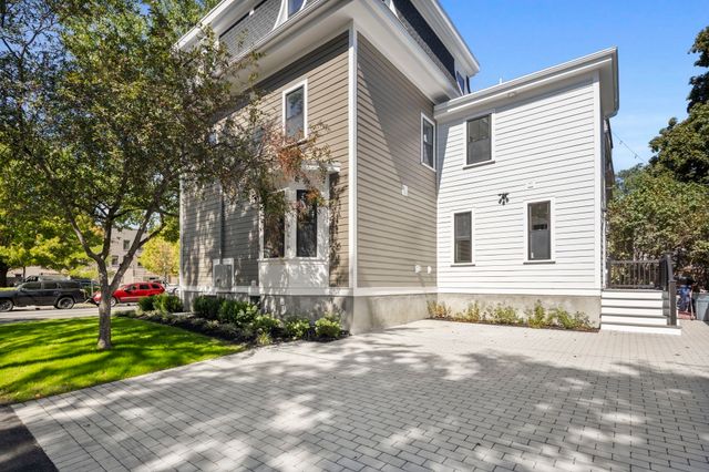 222 Putnam Ave, Cambridge, MA 02139