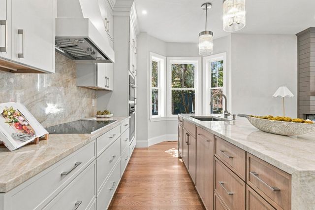 222 Putnam Ave, Cambridge, MA 02139