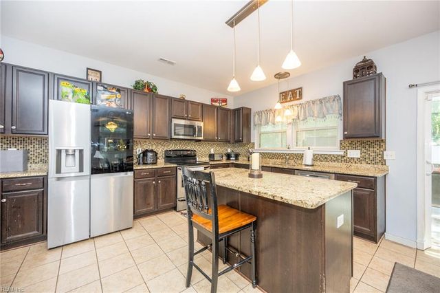 108 Foster RD, Yorktown, VA 23690