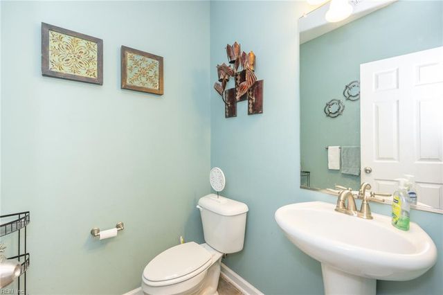 108 Foster RD, Yorktown, VA 23690