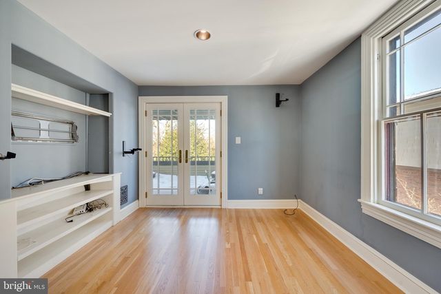 25 W EUCLID AVE, Haddonfield, NJ 08033