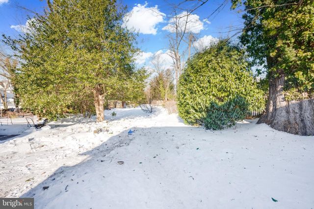 25 W EUCLID AVE, Haddonfield, NJ 08033