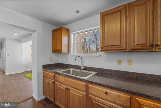 520 E GRAPE ST, Vineland, NJ 08360