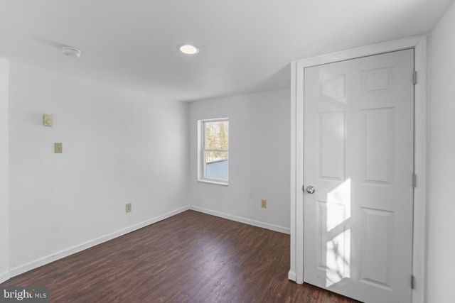 520 E GRAPE ST, Vineland, NJ 08360