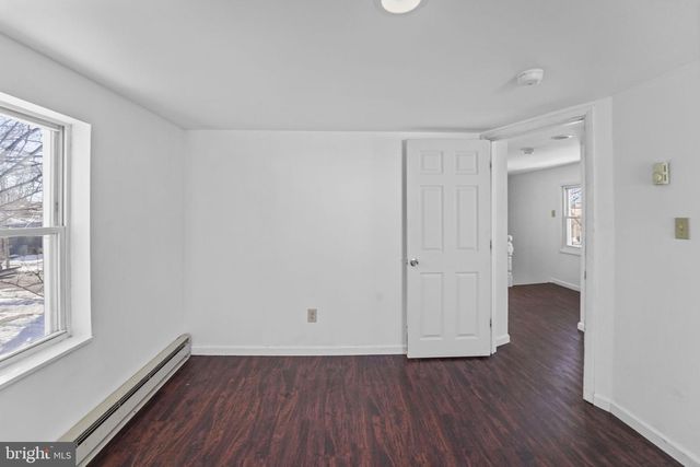 520 E GRAPE ST, Vineland, NJ 08360