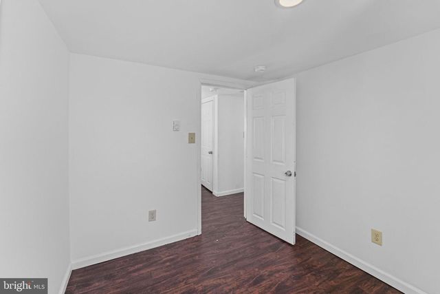 520 E GRAPE ST, Vineland, NJ 08360