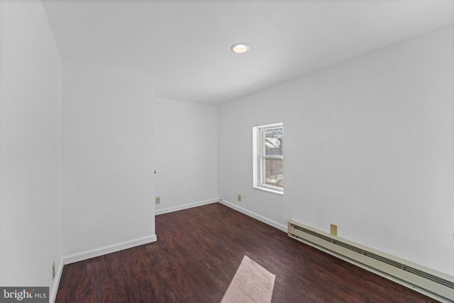 520 E GRAPE ST, Vineland, NJ 08360