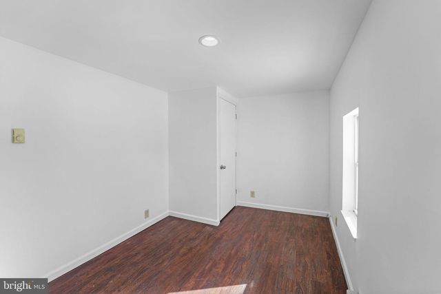 520 E GRAPE ST, Vineland, NJ 08360