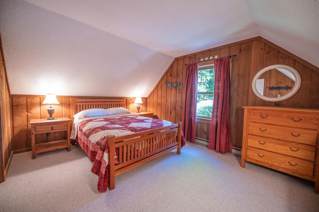 49 West Road, Wilmington, VT 05363