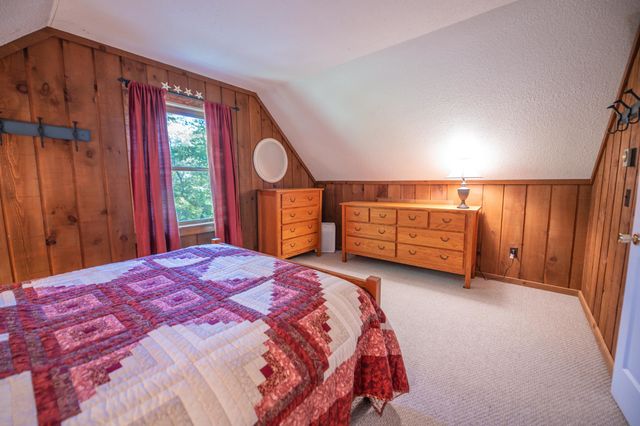 49 West Road, Wilmington, VT 05363