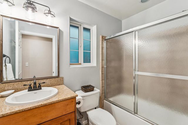 27831 Rainbow Drive, Lake Arrowhead, CA 92352