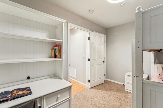 27831 Rainbow Drive, Lake Arrowhead, CA 92352