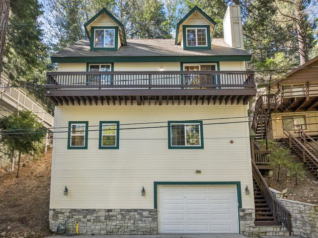 27831 Rainbow Drive, Lake Arrowhead, CA 92352