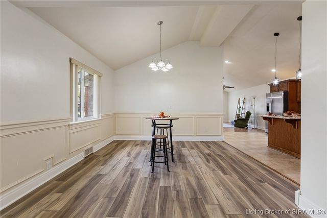 111 Lynnwood Drive, Clarksville, IN 47129
