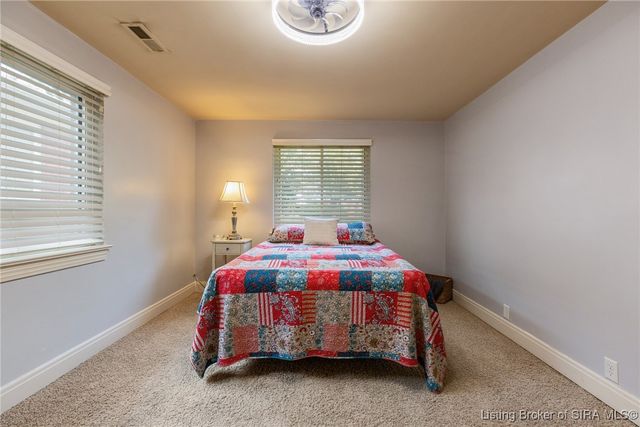 111 Lynnwood Drive, Clarksville, IN 47129