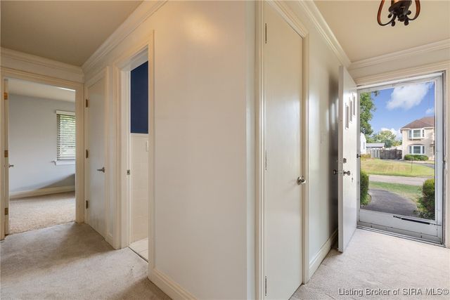 111 Lynnwood Drive, Clarksville, IN 47129